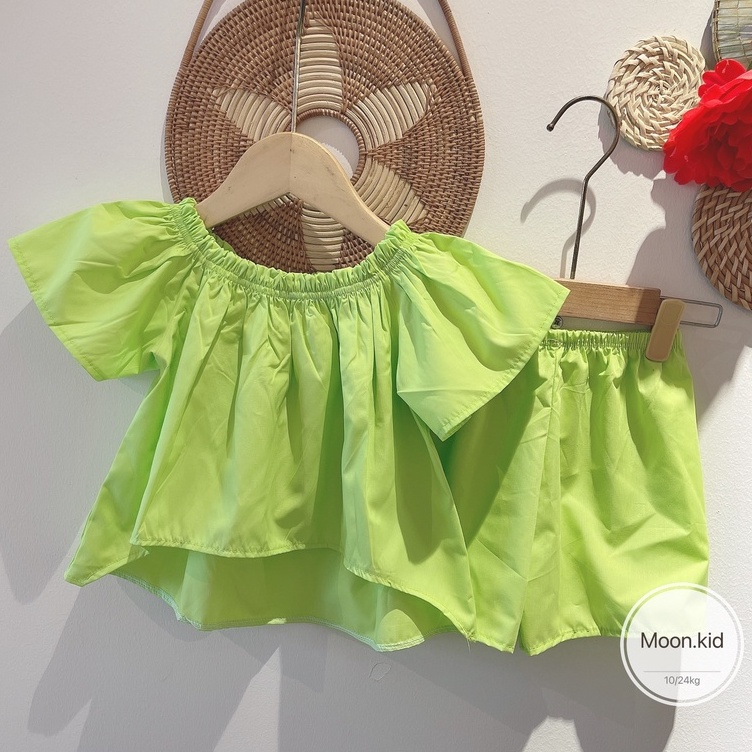 Bộ quần áo cổ chun quần rộng cho bé gái 8-20kg