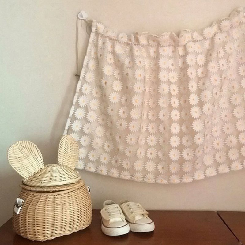 Rèm che nắng ôn tô MỊN KIDS, phong cách Hàn Quốc, rèm phối ren hình hoa cúc chất đẹp