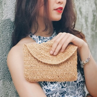 Ví cầm tay handmade, móc len sợi giấy