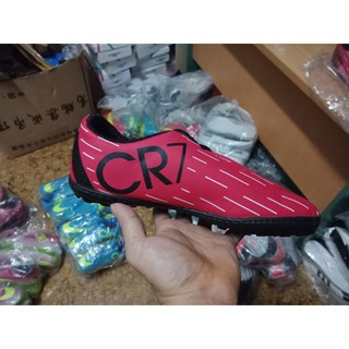 giày đá bóng CR7