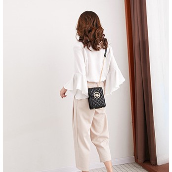 [ Sale shock] Túi đeo chéo VQĐTTR cực chất!!!! | BigBuy360 - bigbuy360.vn