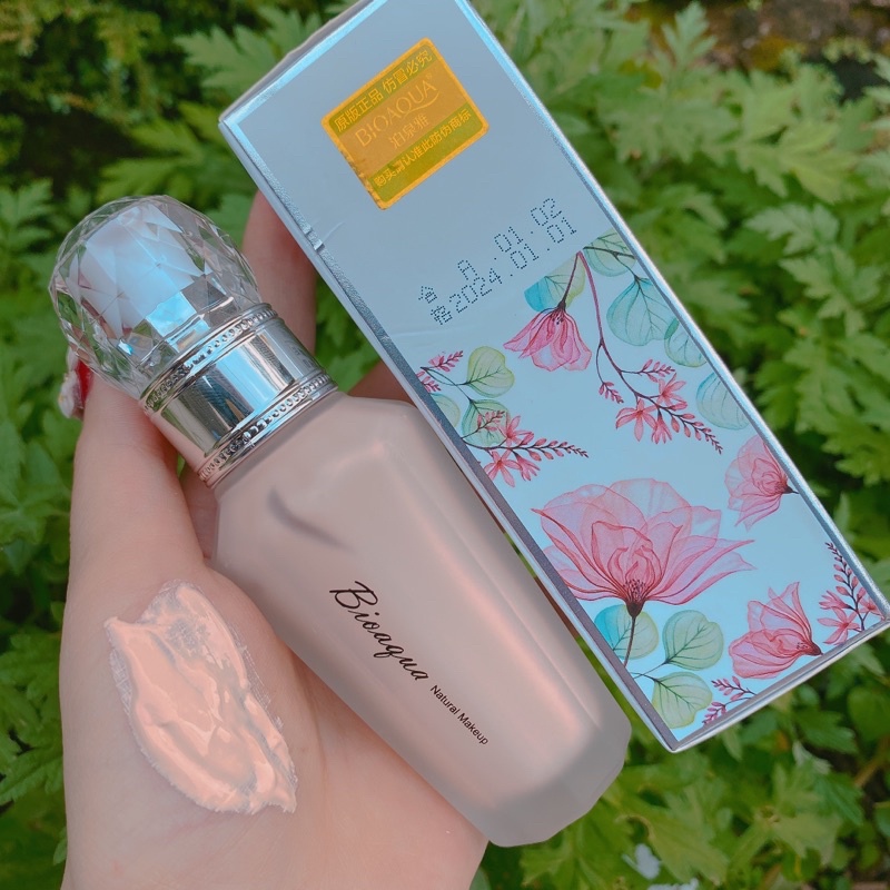 Kem nền kim cương Bioaqua