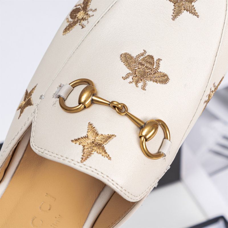 giày sục lười loafer nam nữ da thật mũi tròn thêu họa tiết hình ong và ngôi sao quai gắn xích G-C Gucci