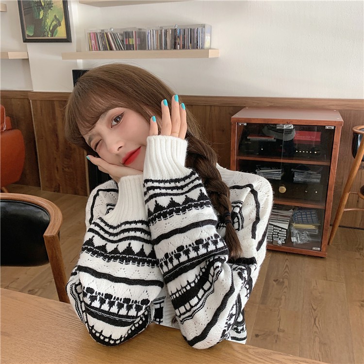 Áo khoác Cardigan thổ cẩm trắng đen | 11 HIN