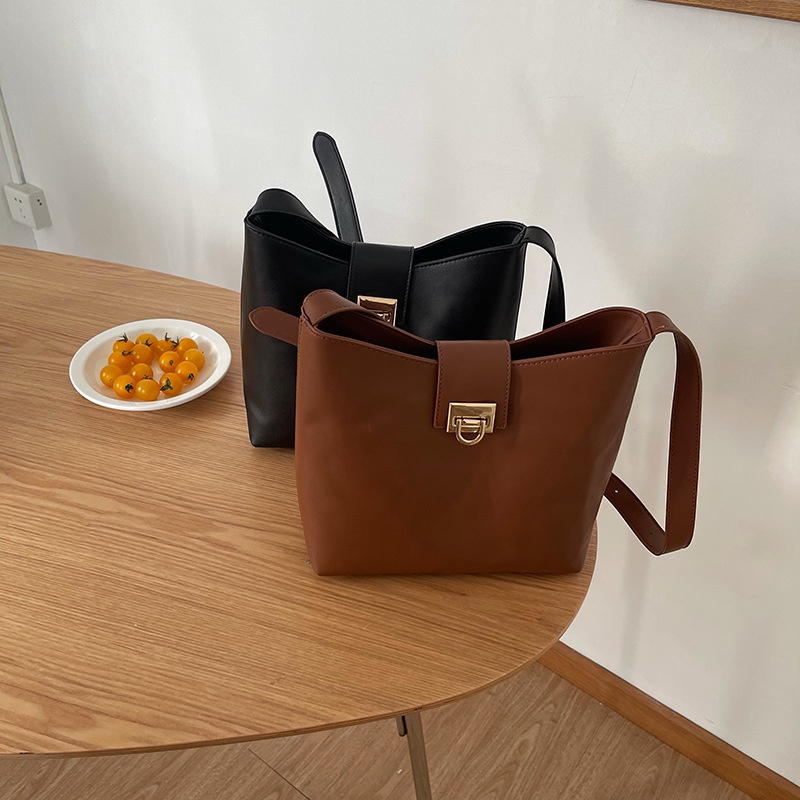 Túi Xách Đeo Vai Cỡ Lớn Phong Cách retro Thời Trang Cho Nữ