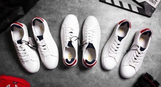 Giầy sneaker buộc dây trắng gót đỏ