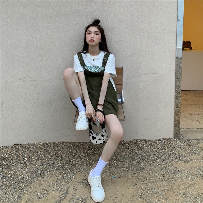 Quần yếm vải corduroy ống rộng lưng cao phong cách hoài cổ Hàn Quốc