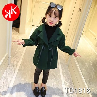 Áo khoác trần bông bo eo màu xanh lá cây bé gái diện Tết