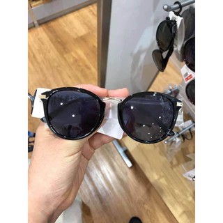Kính chống tia uv Uniqlo Auth