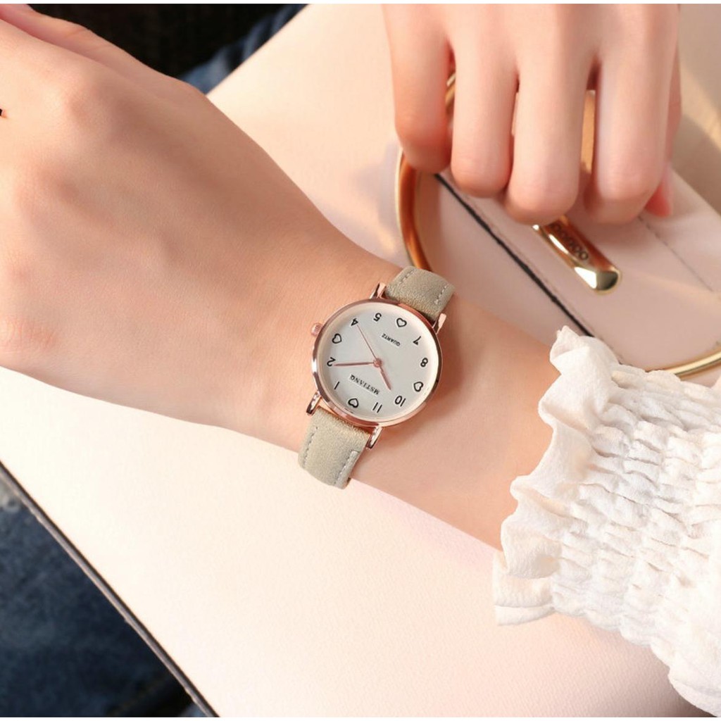 [CỰC XINH] ĐỒNG HỒ NỮ DÂY DA MSTIANQ MẶT SỐ TRÁI TIM DỄ THƯƠNG | BigBuy360 - bigbuy360.vn
