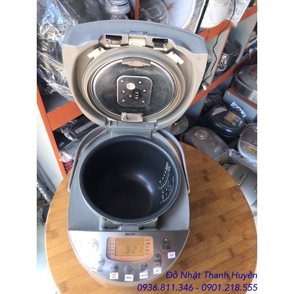 Nồi cơm Nhật bãi 1.8l Sanyo Cao tần Áp suất ECJ-MZ18E7 cơm bao ngon dền