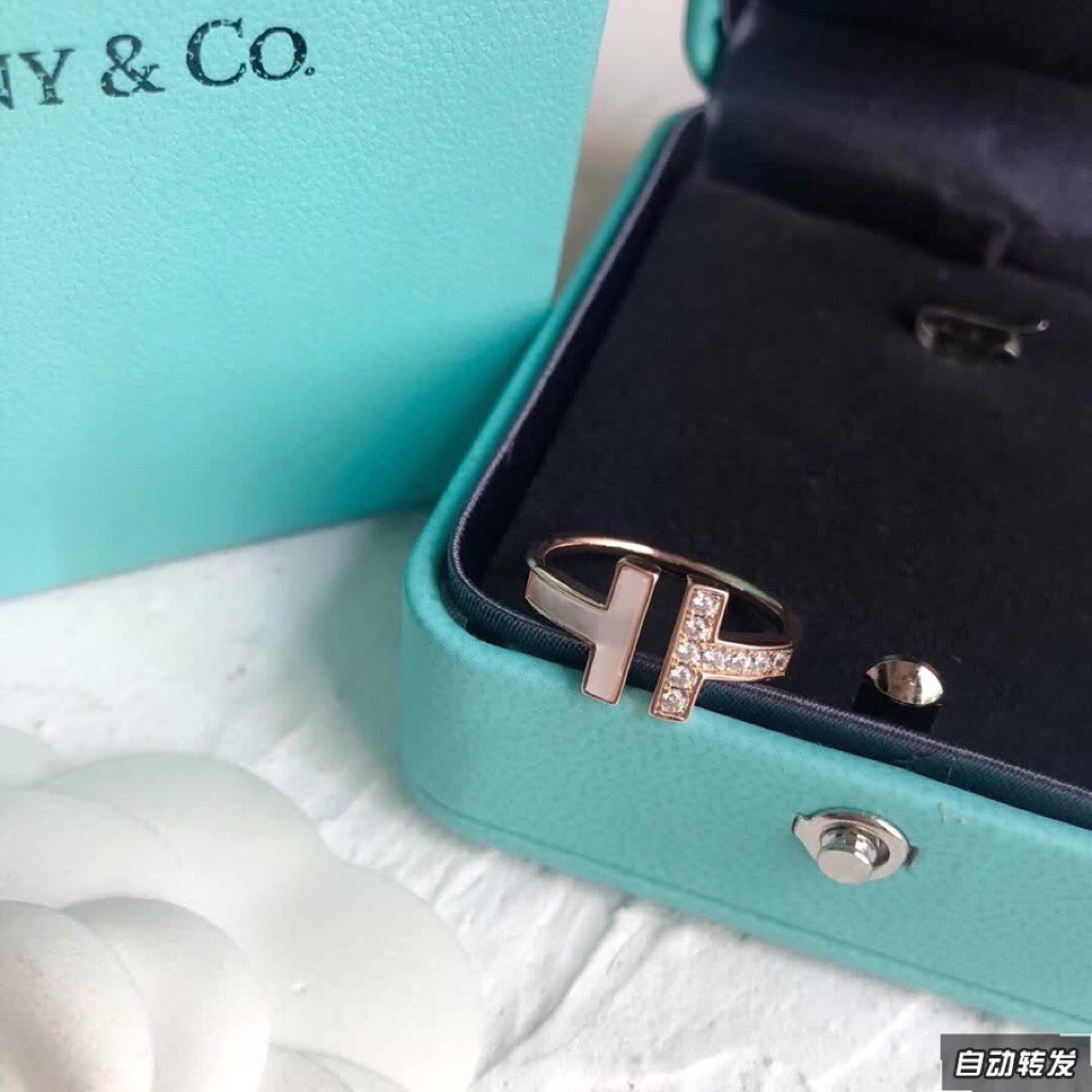 Nhẫn hở mặt chữ T đôi mạ vàng hồng 18K đính đá thời trang