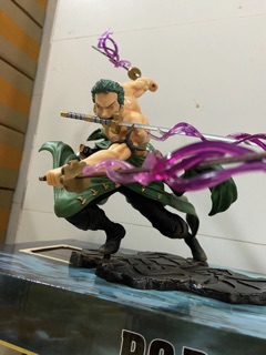 Mô hình one piece Rozonoa Zoro