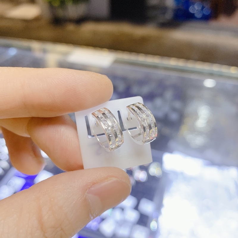 1 CHIẾC KHUYÊN TAI BẠC NAM NỮ