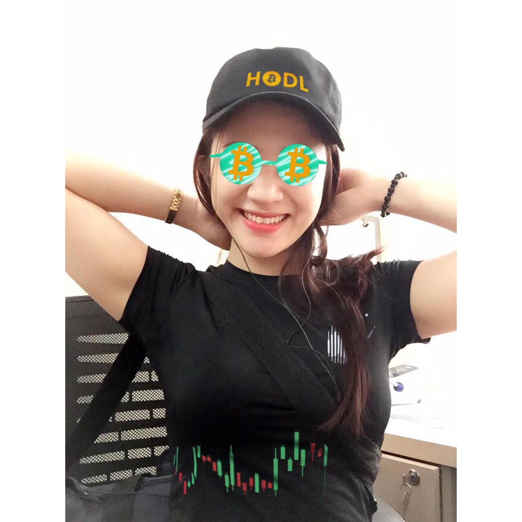 Áo To The Moon crypto , Binance, Bitcoin