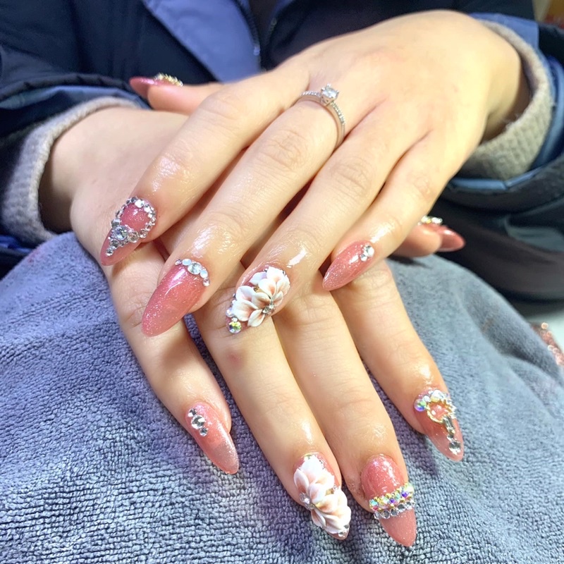 Hoa bột nail- Hoa cúc đá trang trí móng tay siêu xinh