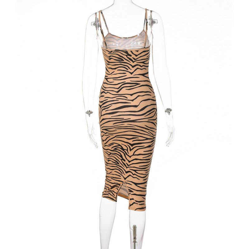 Đầm trễ vai xẻ tà in họa tiết cọp thời trang cho nữ