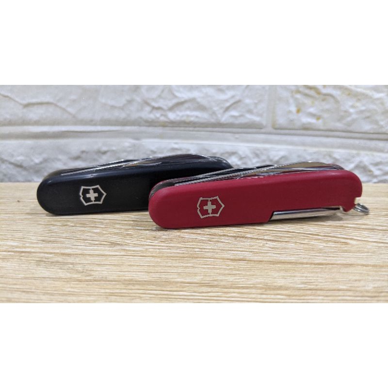 VICTORINOX HIKER DỤNG CỤ ĐA NĂNG