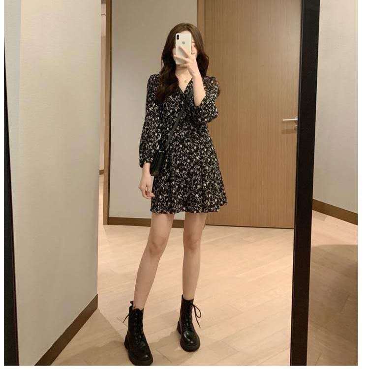 Đầm COZOKC tay dài cổ chữ V họa tiết hoa phong cách Pháp