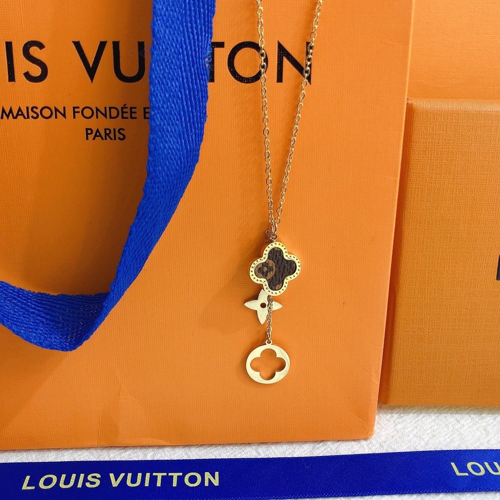 LOUIS VUITTON Vòng cổ Mặt Chữ LV Phong Cách Hàn Quốc Đơn Giản Cho Cặp Đôi