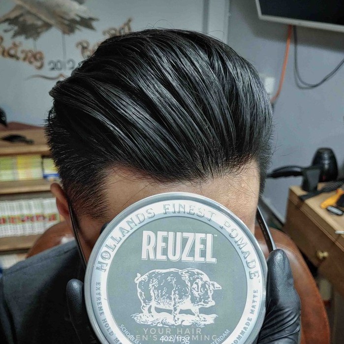 Sáp vuốt tóc Reuzel Extreme Hold Matte Pomade - 113g