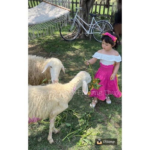 Set trễ vai kèm turban cho bé gái