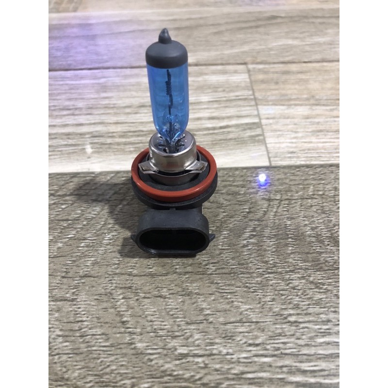Sản phẩm gia đình làm: Bóng đèn pha H11 24V 70W sây ơ