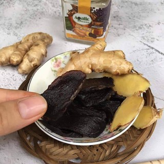 GỪNG ĐEN LÊN MEN MẬT ONG