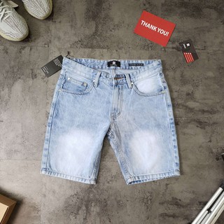 Quần short jean xanh nam DATINO trơn chất vải cao cấp, bền màu bao giặt máy
