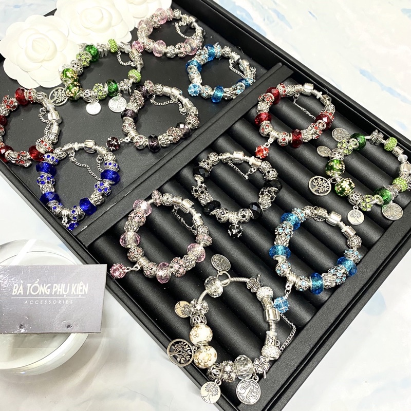 Vòng charm xinh cao cấp / Bà Tổng Phụ Kiện