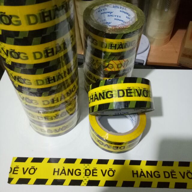 Băng hàng dể vỡ  1 cuộn
