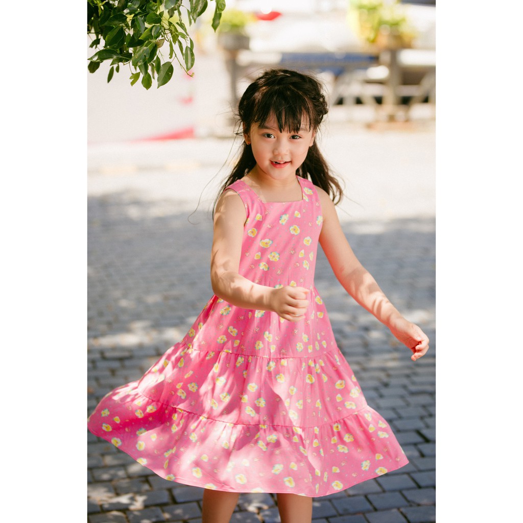 [LITTLE PINK] AMBER DRESS - Váy hoa bé gái sát nách cổ vuông