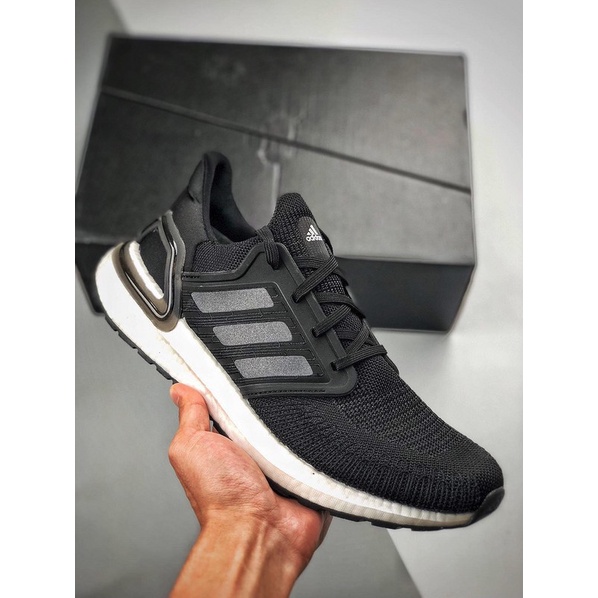 Giày thể thao Adidas Ultraboost 4.0