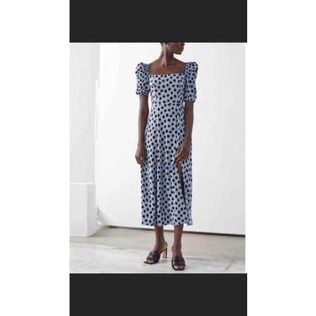 Váy dài xanh chấm bi