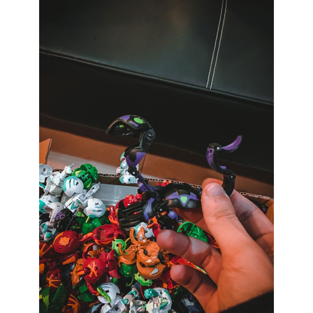 Đồ chơi trẻ em Bakugan Battle Planet Ngẫu Nhiên Đồng Giá 119k