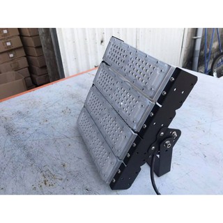Đèn pha 200W module cao cấp chiếu sân tennis