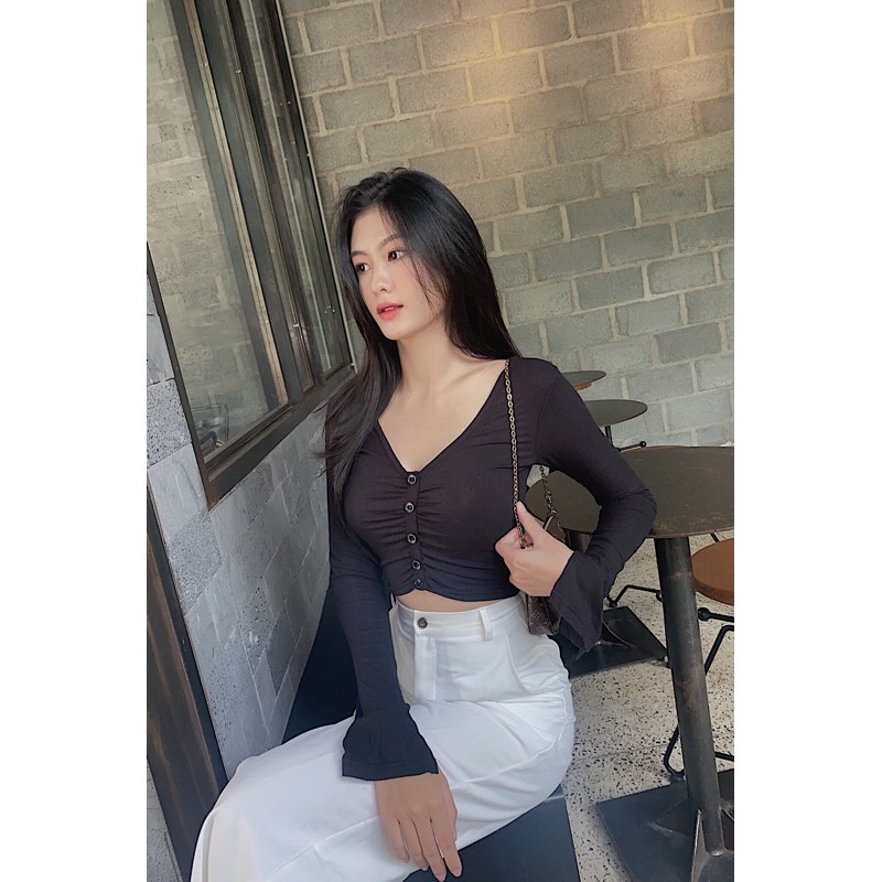 Áo Crotpop nút cổ tim MIE CROPTOP