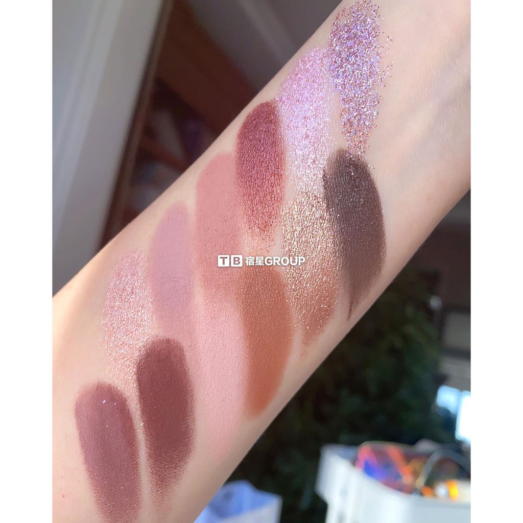 Bảng màu mắt Colourpop Flutter By