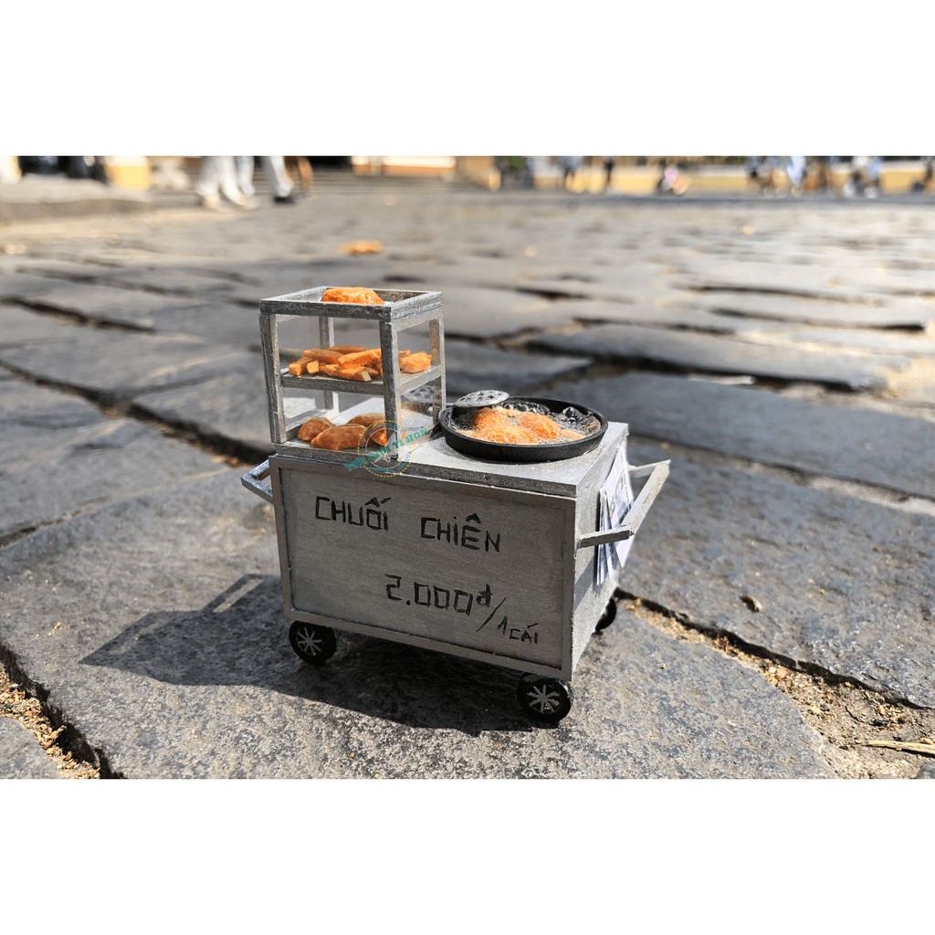 Mô Hình Sài Gòn Xưa Và Nay Thu Nhỏ - Xe Chuối Chiên - HR06