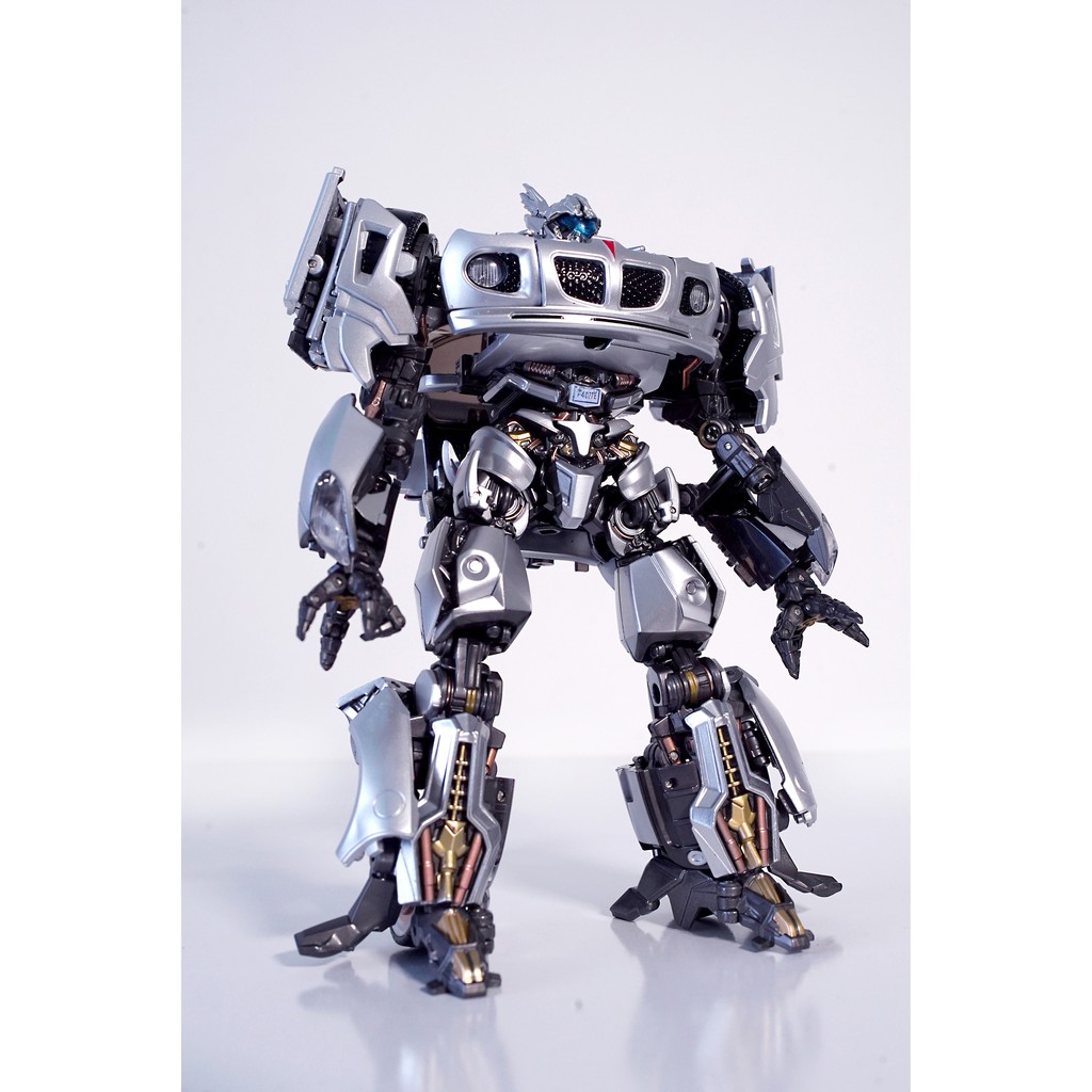 Mô hình aubtobot Jazz Aoyi LS18