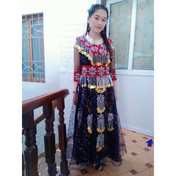 Bộ trang phục Hmong, bộ dài