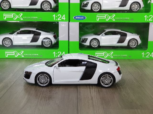 Mô hình Xe Audi R8 1/24 Welly Trắng