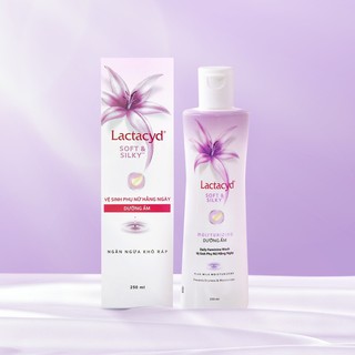 Dung Dịch Vệ Sinh Lactacyd Soft & Silk Dưỡng Ẩm