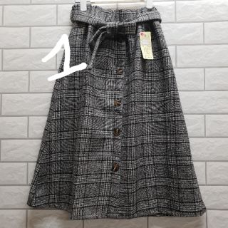 Chân váy dạ kẻ dài