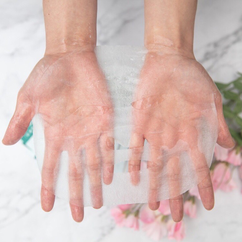 Mặt nạ pechoin cô gái dắt chó nhiều dưỡng chất