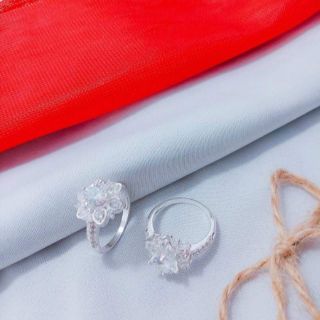 Nhẫn bạc ta