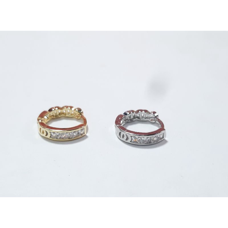 KHUYÊN VÒNG ĐÍNH ĐÁ CAO CẤP