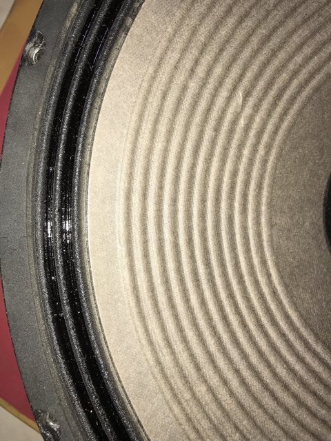 Loa bass bãi jbl 2241H