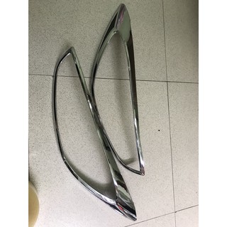 Bộ ốp viền đèn pha xe mazda 3 2017-2019 sedan