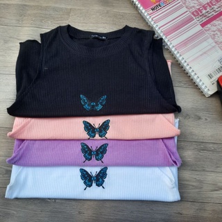 Áo croptop thêu bướm